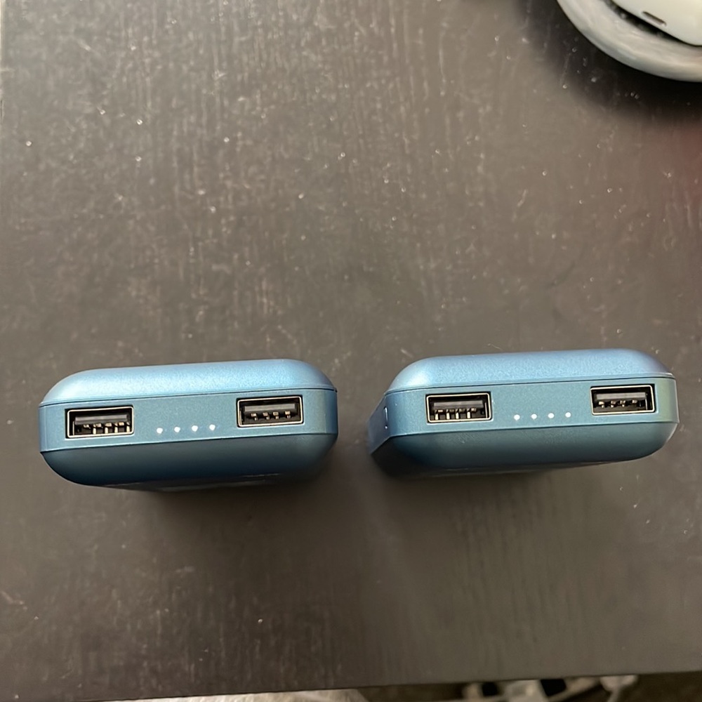 Two Tech Battery Packs - Picture 2 of 3